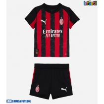 Camisa de Futebol AC Milan Equipamento Principal Infantil 2025-26 Manga Curta (+ Calças curtas)